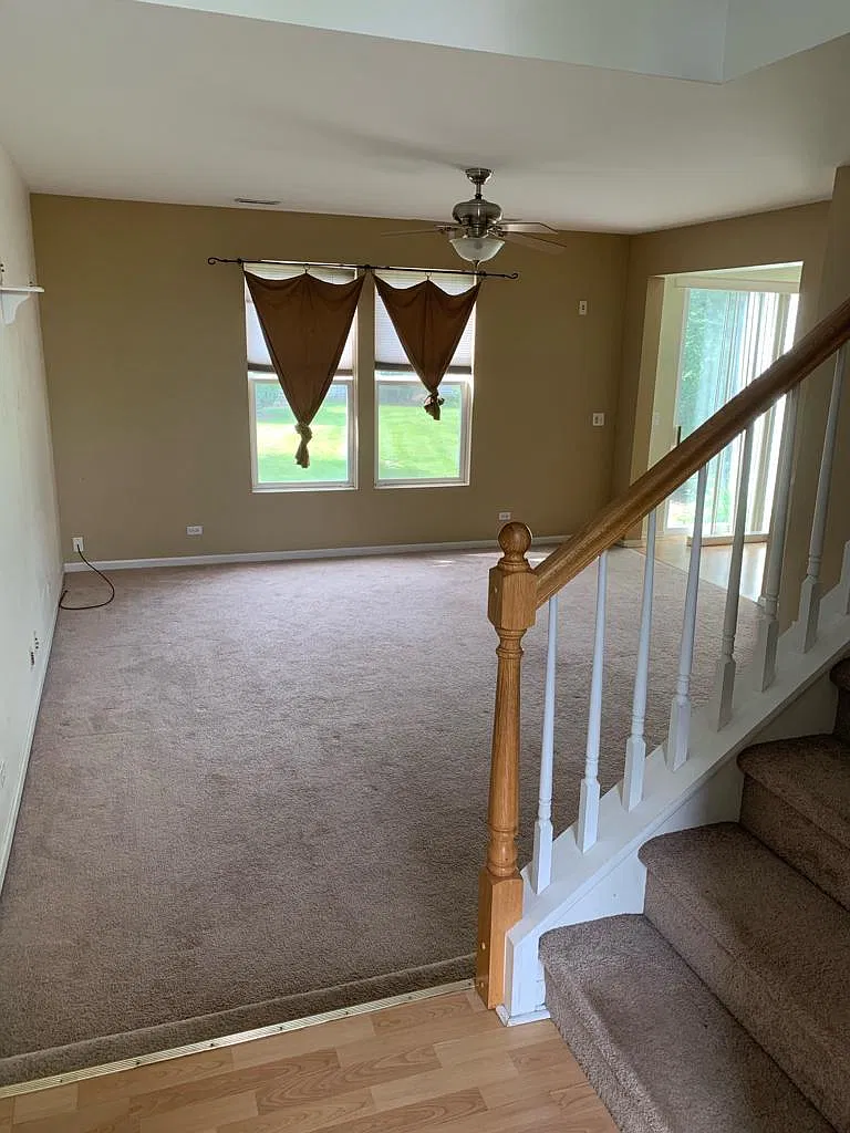 2 bed, 2.5 bath, 1560 sqft, $2,400 — Photo 2