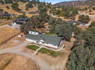 26001 Cumberland Rd, Tehachapi, CA 93561