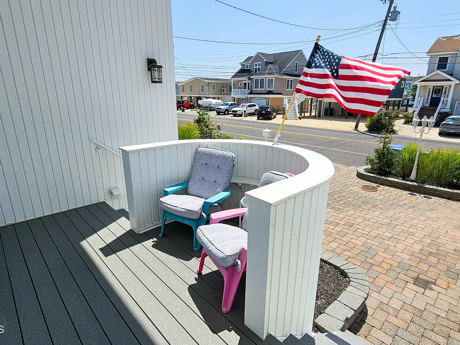 3 bed, 2.5 bath, 1856 sqft, $3,495 — Photo 2
