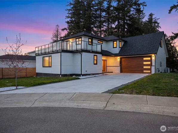 2529 Bora Bora Court, Blaine, WA 98230