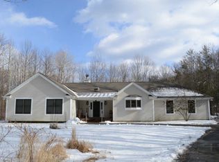 108 Hulbert Hill Rd, Henryville, PA 18332