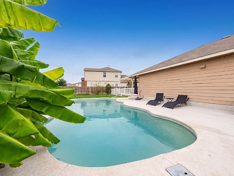 277 Orion Dr — Photo 38