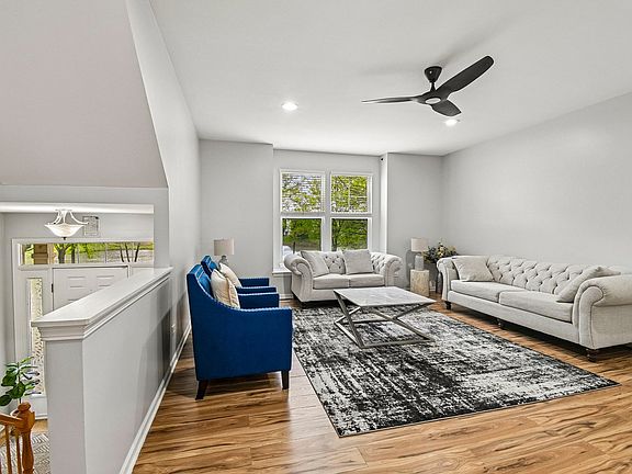 2nd image of 5507 Cambridge Way