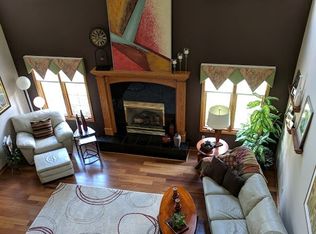 301 Emerald Dr, Mount Pleasant, WI 53406