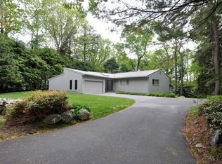 22 Barberry Rd, Lexington, MA 02421
