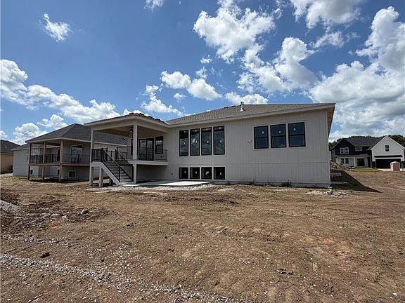 2nd image of 2343 Foxtail Dr