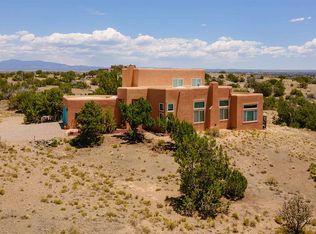 5 Gold Trl, Santa Fe, NM 87508