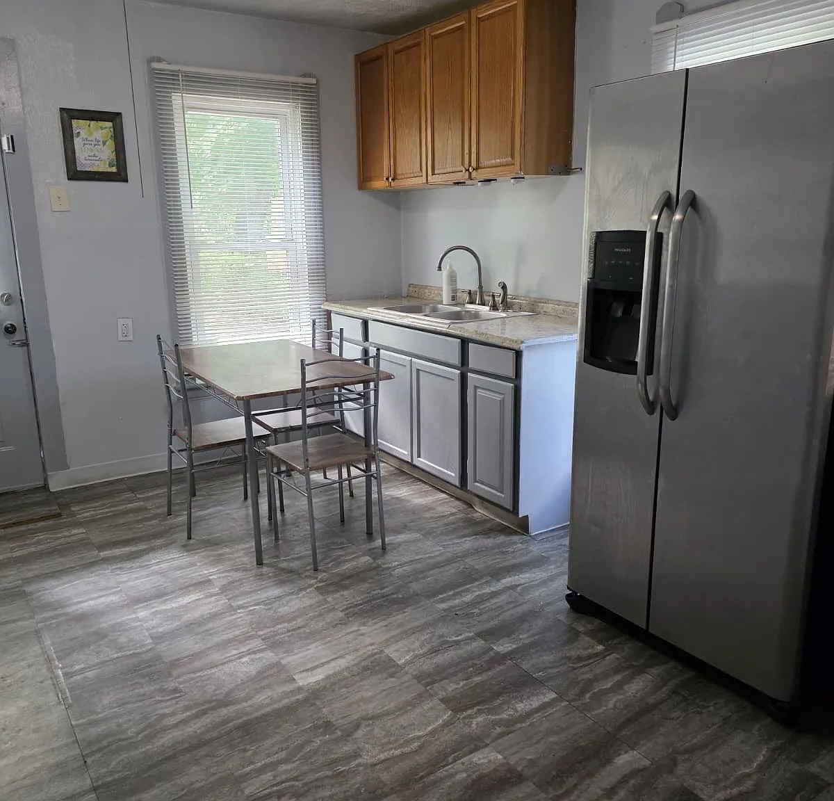 4 bed, 1335 sqft, $1,499 — Photo 2