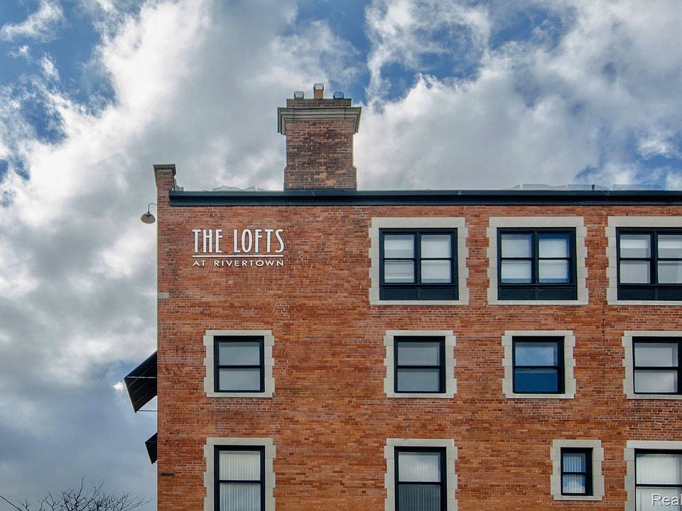 1st image of 6533 E Jefferson Ave #414