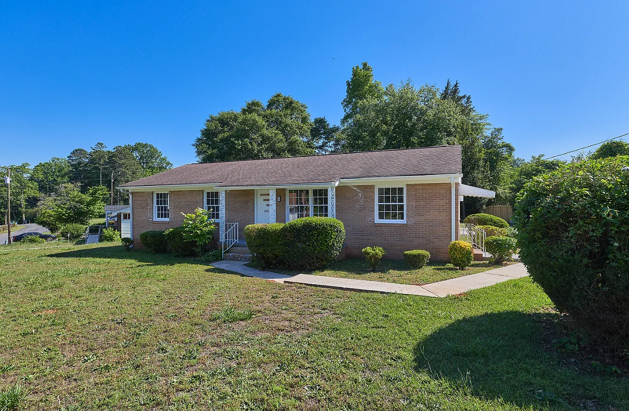 4 bed, 1499 sqft, $1,650 — Photo 3