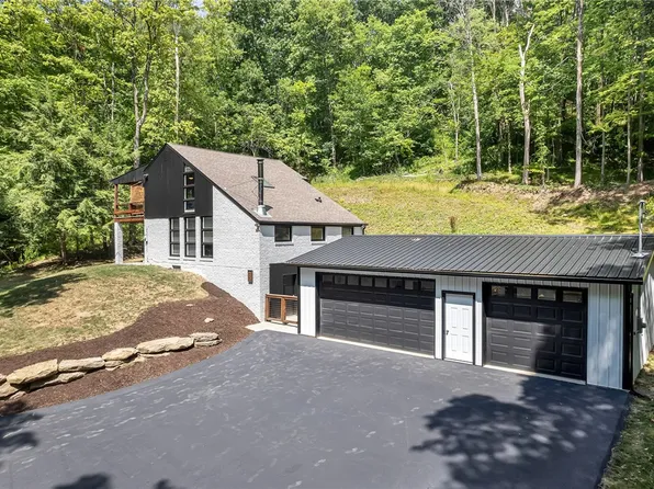 409 Baldwin Rd, Oakdale, PA 15071