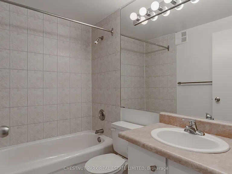 20 Saint Patrick St #220 — Photo 20