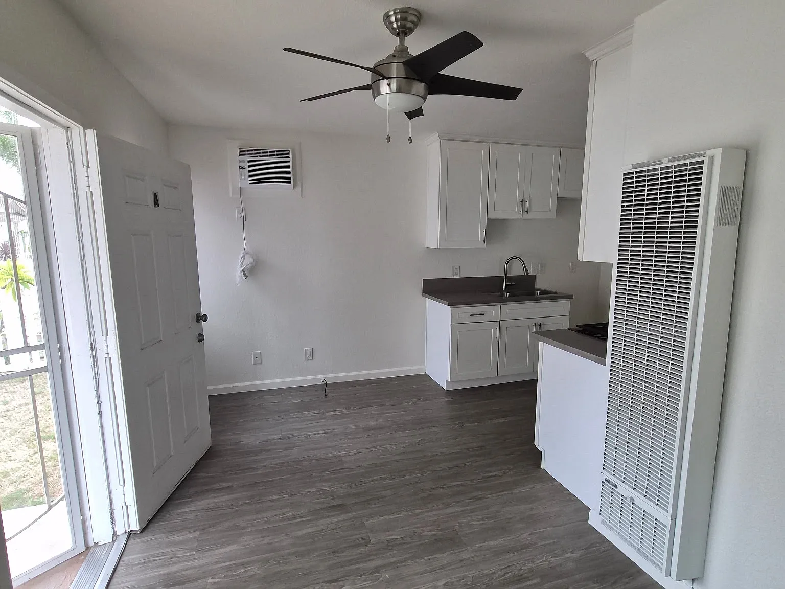1 bed, 500 sqft, $1,825 — Photo 2