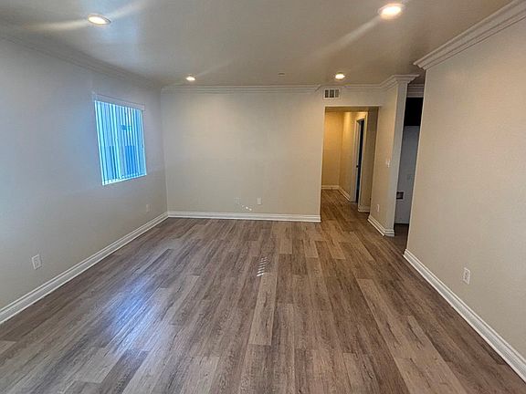 3rd image of 151 W 102nd St
