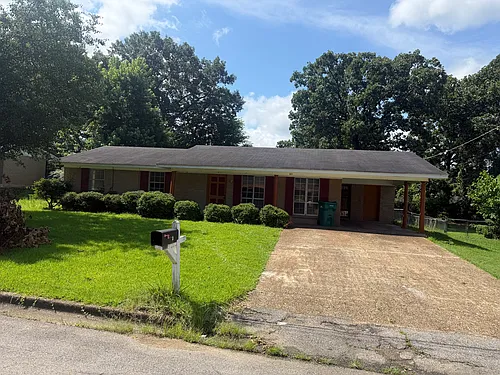 1013 Terry Rd Photo 1