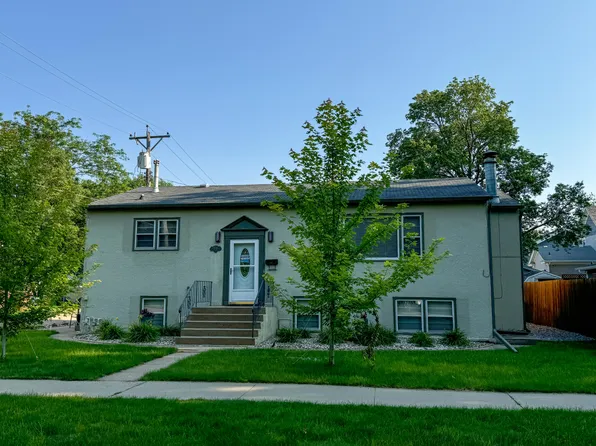 257 9th St SE, Huron, SD 57350