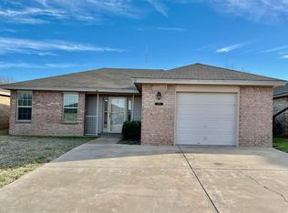 1135 78th St, Lubbock, TX 79423