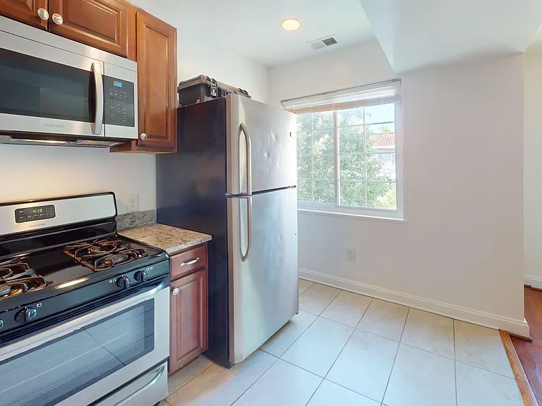1316 Spring Road NW — Photo 3