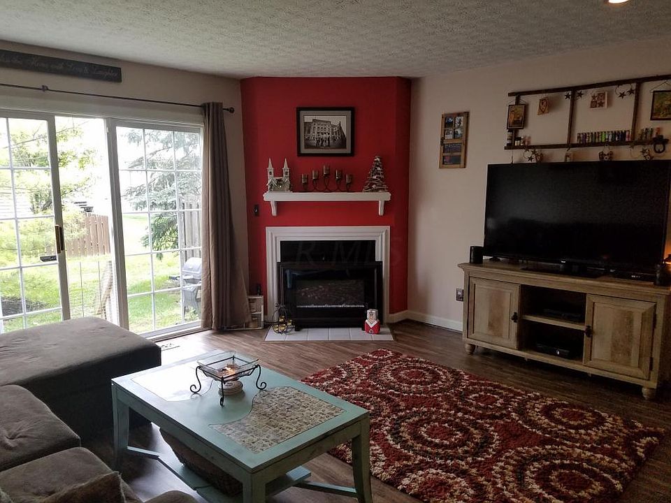 1st image of 5704 Apricot Ln
