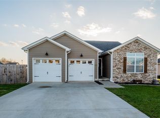 327 Maple Hill St, Bowling Green, KY 42101