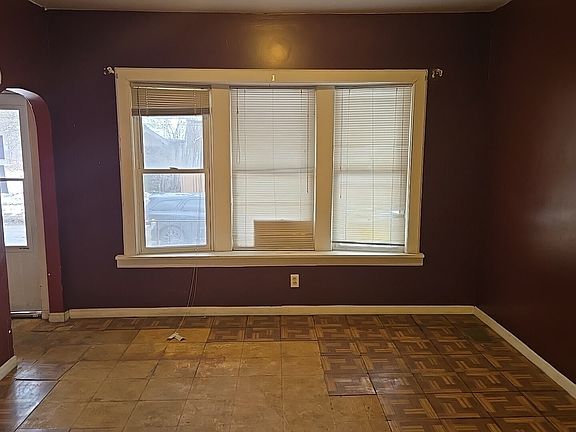 5th image of 11236 S Stewart Ave