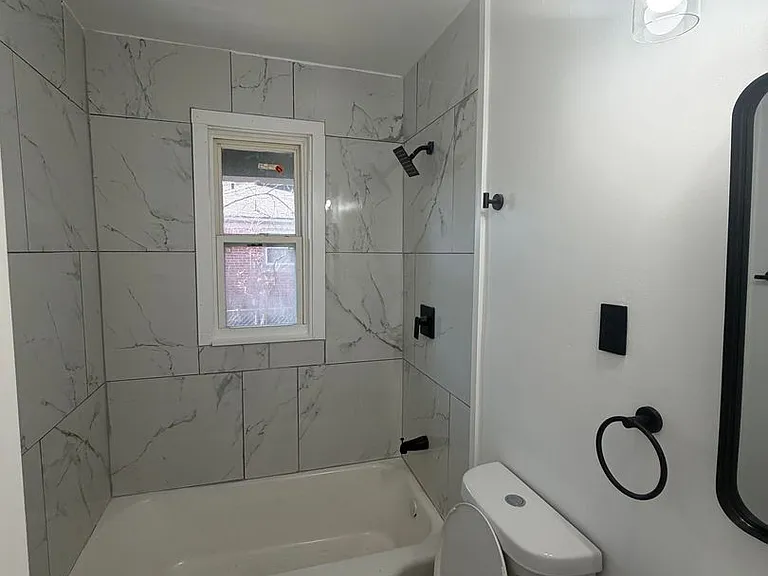 890 Charles Pl — Photo 14