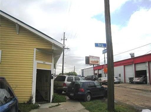 1st image of 3201 Fern St
