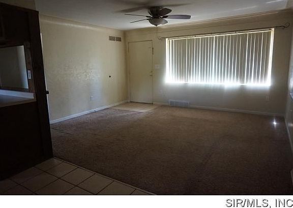 3rd image of 485 California Ave