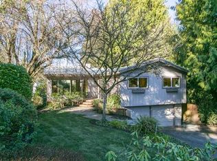 409 Middlecrest Rd, Lake Oswego, OR 97034