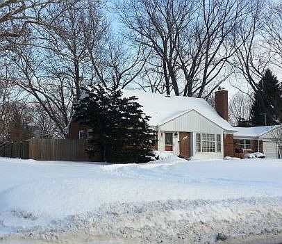 2nd image of 17200 Delaware Ave