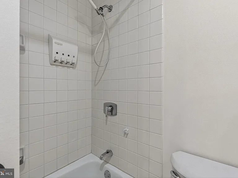 3701 S George Mason Dr #915N — Photo 17