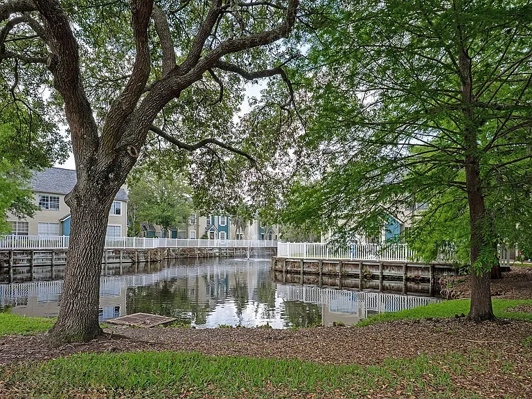 13700 Richmond Park Dr N #1501 — Photo 3