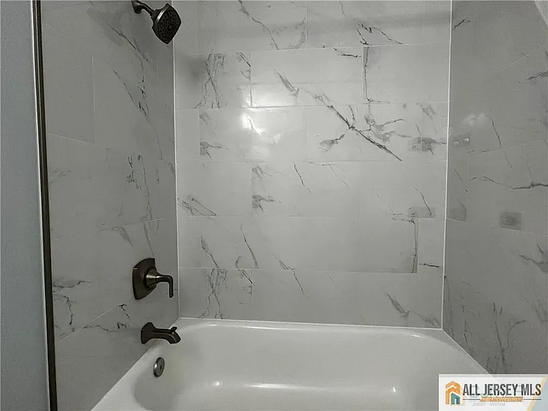 13 Sweetgum Ln — Photo 4