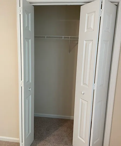 121 Sundrops Ct — Photo 21