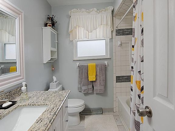 4th image of 8277 Asbury Hills Dr
