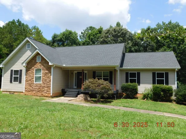 380 Higgins Rd, Locust Grove, GA 30248