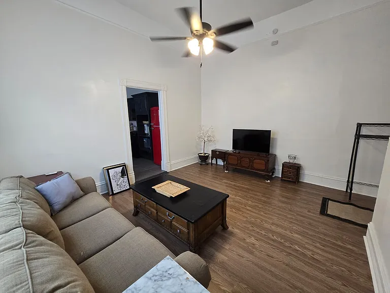 1834 Highland Ave — Photo 6