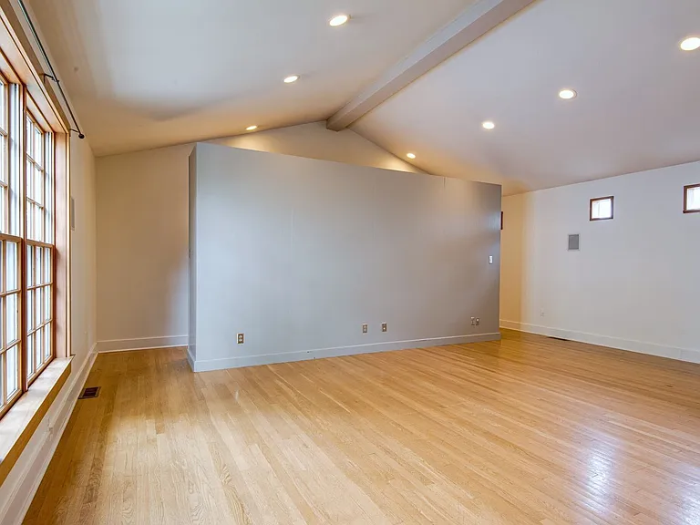 2716 Sharondale Ct — Photo 11