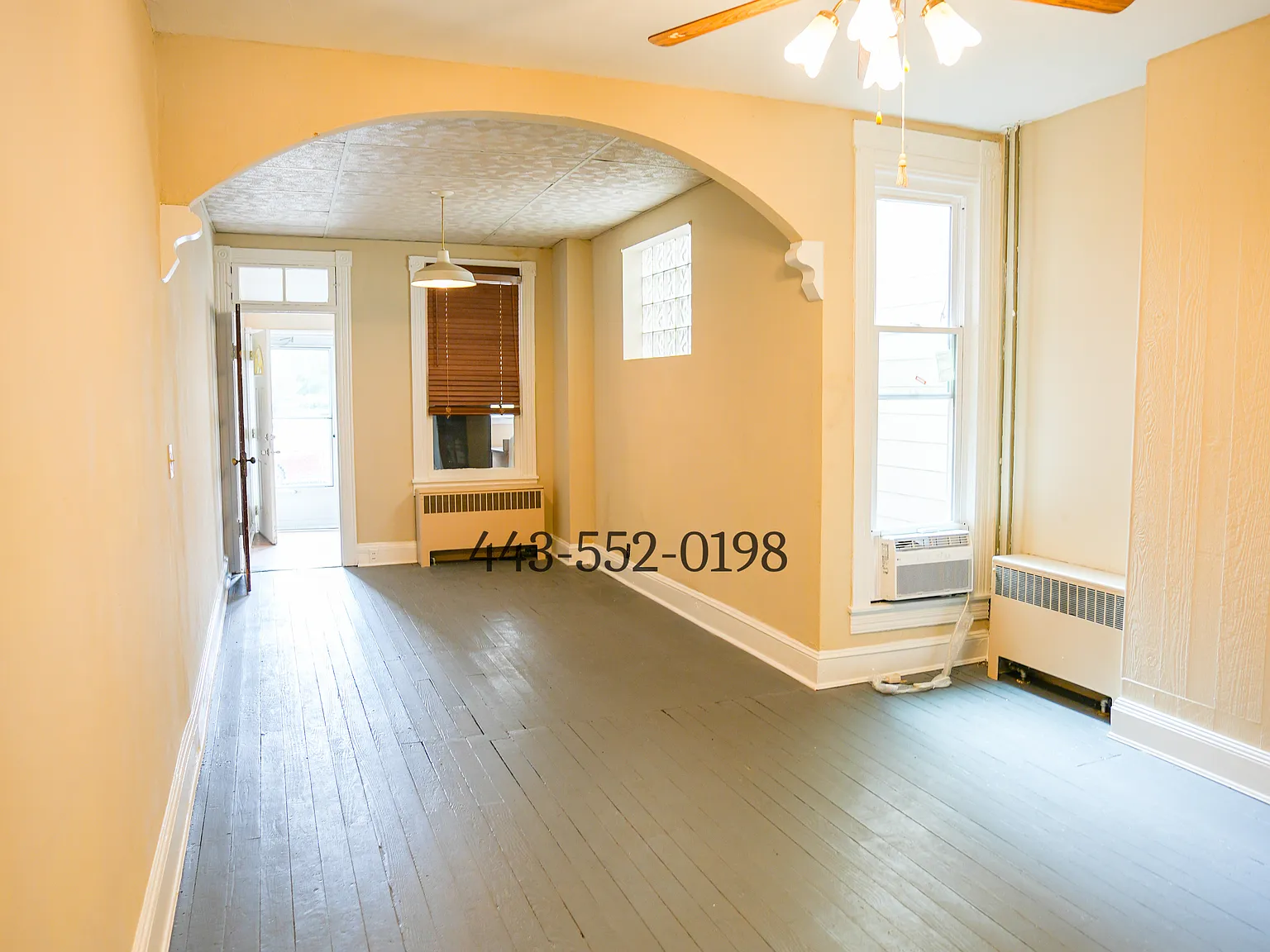 3015 Elliott St — Photo 3