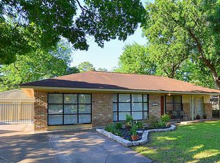 10224 Brinwood Dr, Houston, TX 77043