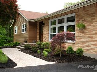 80 Gretna Rd, Pleasant Valley, NY 12569