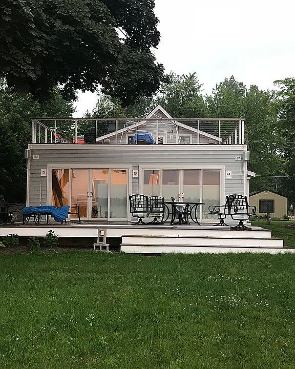 2nd image of 8715 Grove