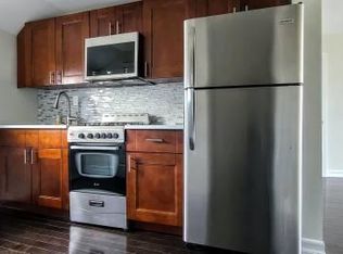 7130 70th St UNIT 2R, Ridgewood, NY 11385