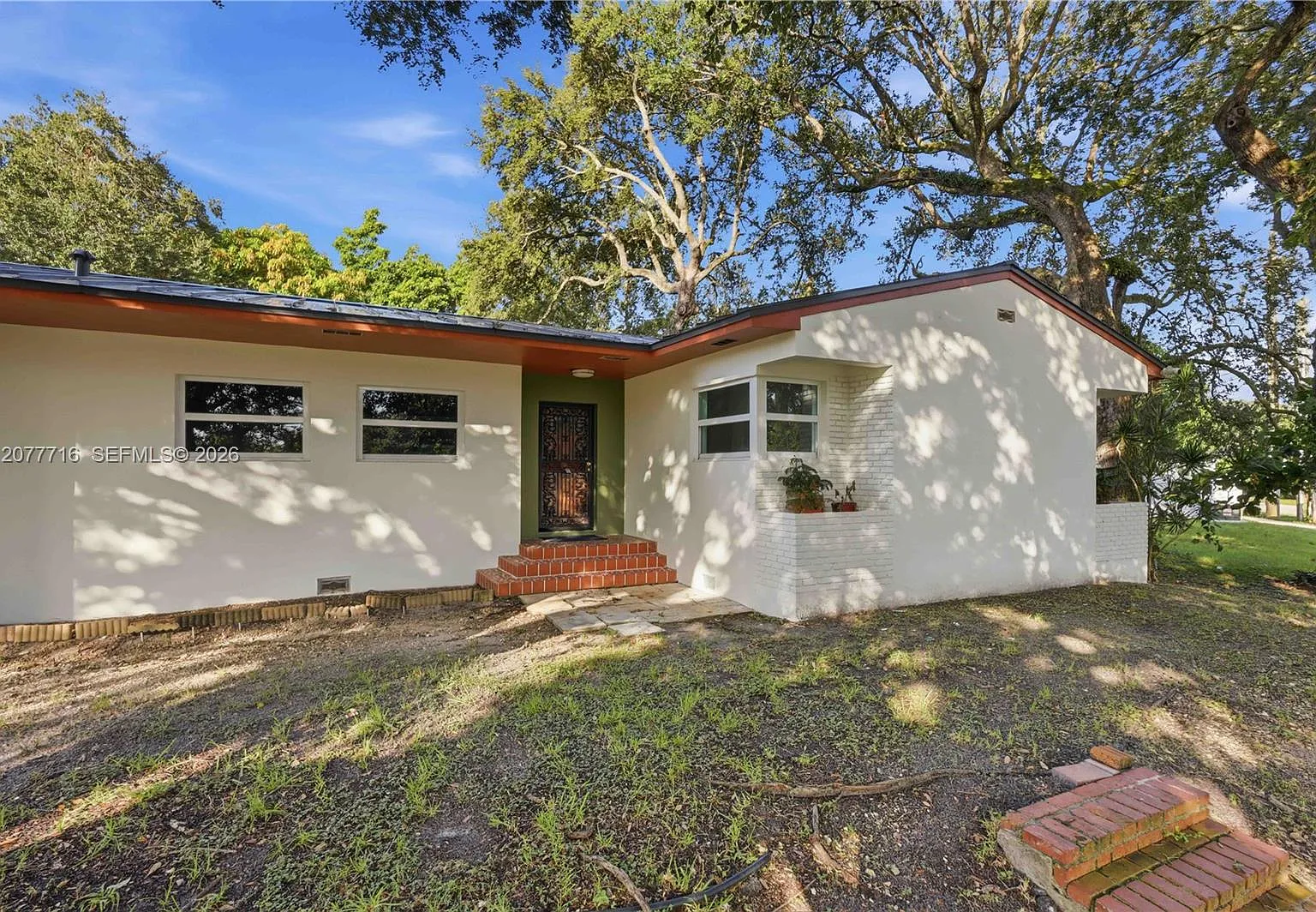 Biscayne Gardens Sec H Pa — Photo 2