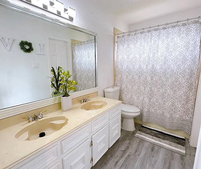 3903 Delano St — Photo 16