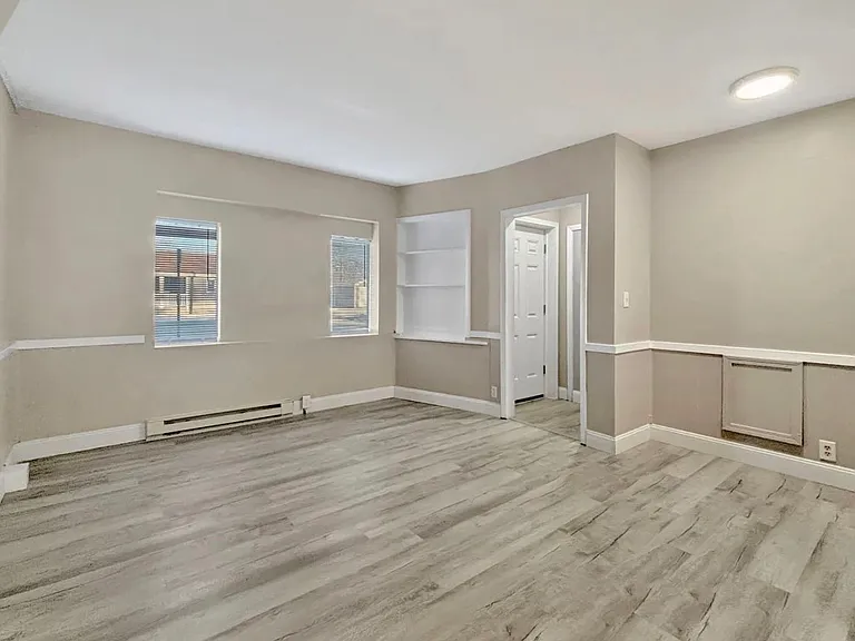 24 S Beechtree St #C — Photo 4