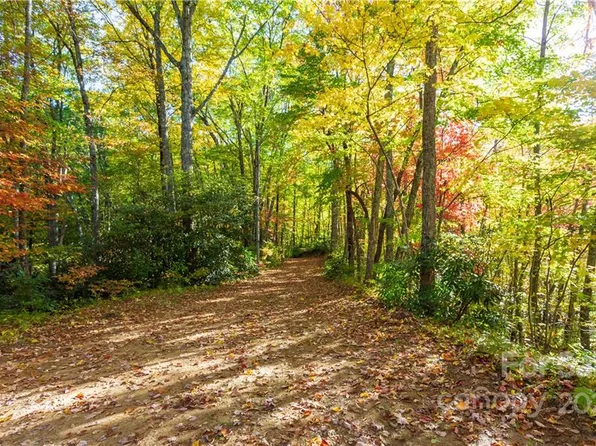 6-18 Black Rock Rd, Cherokee, NC 28719