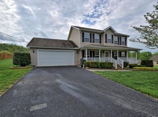 1008 Austin Ridge Ct, Piney Flats, TN 37686