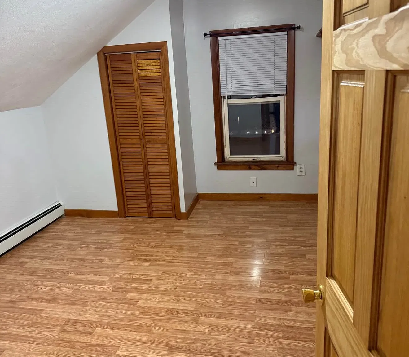 2 bed, 1000 sqft, $1,700 — Photo 2