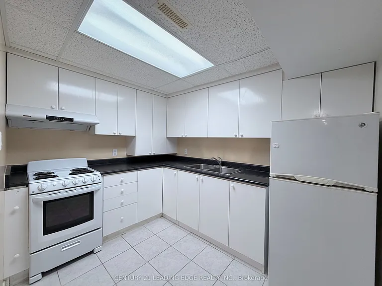 5 Storebridge Dr #BASEMENT — Photo 16